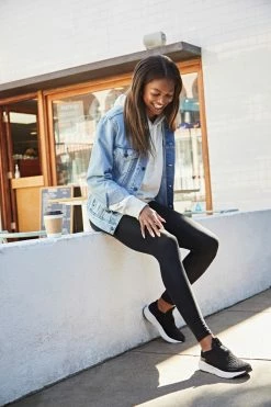 New Balance Women's 1080 Unlaced V1 -Darn Tough Shop 1080v12W1080SLKUNLACED GABBYTHOMAS1