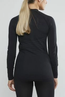 Craft Women's Active Intensity Crewneck Baselayer - Black/Asphalt (1907937-999995) 4 Craft Women's Active Intensity Crewneck Baselayer - Black/Asphalt (1907937-999995) -Darn Tough Shop 1907937 999995 Active Intensity CN LS C2 Preview