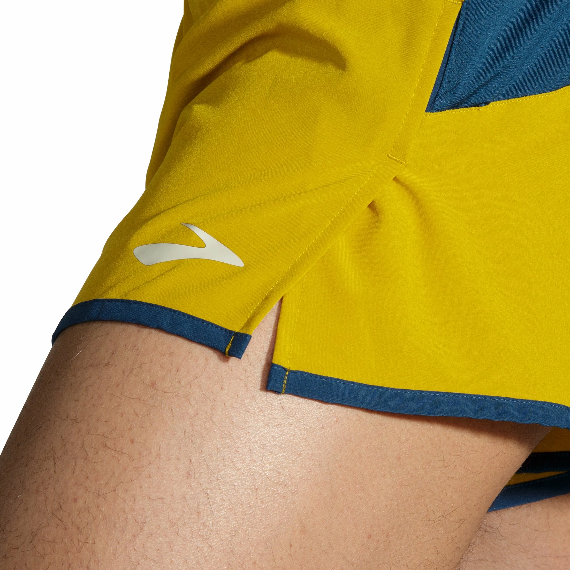 Brooks Men's Sherpa 3" Split Short Brooks Men's Sherpa 3" Split Short -Darn Tough Shop 211329 351 D4 Sherpa 3in Split Short