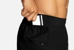 Brooks Men's Sherpa 5" 2-IN-1 Short -Darn Tough Shop 211331 001 D3 Sherpa 5in 2in1 Short