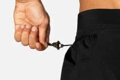 Brooks Men's Sherpa 7" 2-IN-1 Short -Darn Tough Shop 211333 001 D4 Sherpa 7in 2in1 Short