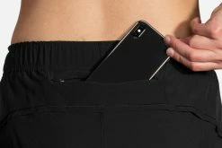 Brooks Women's Chaser 5" 2-IN-1 Short - Black (221464001) -Darn Tough Shop 221464 001 D2 Chaser 5in 2in1 Short