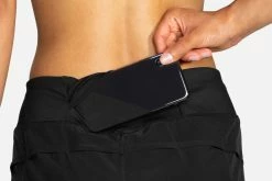 Brooks Women's Chaser 7" Short -Darn Tough Shop 221466 001 D2 Chaser 7in Short