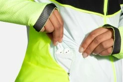 Brooks Women's Carbonite Vest - Icy Grey/Black/Nightlife (221498030) -Darn Tough Shop 221498 030 D3 Carbonite Vest