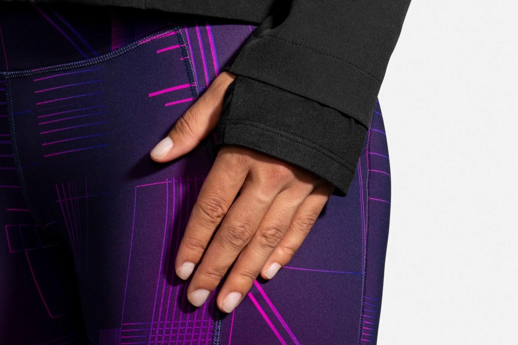 Brooks Women's Fusion Hybrid Jacket (221499) Brooks Women's Fusion Hybrid Jacket (221499) -Darn Tough Shop 221499 001 D6 Fusion Hybrid Jacket