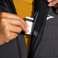 Brooks Women's Shield Hybrid Jacket - Black (221557001) 12 Brooks Women's Shield Hybrid Jacket - Black (221557001) -Darn Tough Shop 221557 001 D2 Shield Hybrid Jacket 2