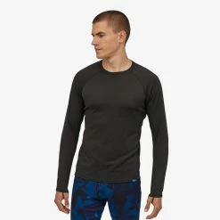 Patagonia Men's Capilene Midweight Crew (44427) 7 Patagonia Men's Capilene Midweight Crew (44427) -Darn Tough Shop 44427 BLK KT1