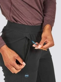 Janji Women's Mercury Track Pants - Midnight (WP03A-F21-MID) 7 Janji Women's Mercury Track Pants - Midnight (WP03A-F21-MID) -Darn Tough Shop JANJI WP03A 06 MIDNIGHT 720x fae50acc 7436 4ed0 823c f44585c919e5