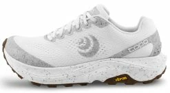 Topo Men's Ultraventure 3 Eco -Darn Tough Shop M068.Natural White 03