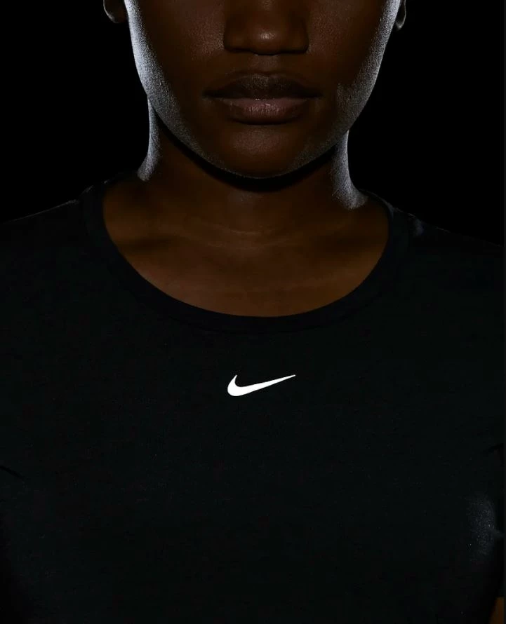 Women's Nike Dri Fit One Luxe Short Sleeve - Black (DD0618-010) Women's Nike Dri Fit One Luxe Short Sleeve - Black (DD0618-010) -Darn Tough Shop ONELUXE6