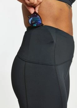 **In Select Stores Only** Oiselle Women's Power Pocket Shorts (101121) -Darn Tough Shop PowerPocketShorts Black d1 1024x f004b8a3 8135 4bbd 9605 0e9de976f91d