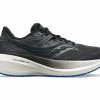 Saucony Women's Triumph 20 -Darn Tough Shop S10759 115 1