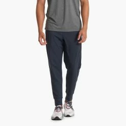 Vuori Men's Sunday Performance Jogger -Darn Tough Shop V416HIN FA22 M ECOMM BOTTOM 2477 1200x crop center jpg