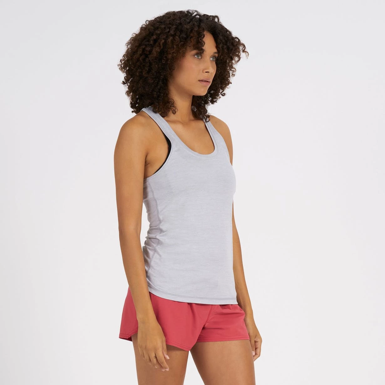 Vuori Women's Lux Performance Tank 4 Vuori Women's Lux Performance Tank - Image 2