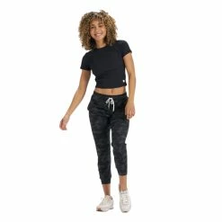 Vuori Women's Performance Joggers -Darn Tough Shop VuoriWomen sPerformanceJoggers BlackCamo 2