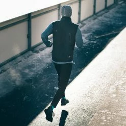 CEP Men's Winter Run Vest - Black (W0165R) 13 CEP Men's Winter Run Vest - Black (W0165R) -Darn Tough Shop W0165R LIFESTYLEIMAGE3 1800x1800 7a55ba33 5cc9 4ac7 92d0 2afba0703d78