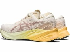Asics Men's Novablast 3 4 Asics Men's Novablast 3 -Darn Tough Shop asics mens novablast 3 cushion running shoe 6