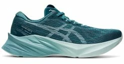 Asics Women's Novablast 3