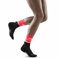 CEP Women's 4.0 Mid Cut Compression Sock (WP2C) -Darn Tough Shop ezgif.com gif maker 12 29900f47 e54e 4744 8aaa ca433b473b97