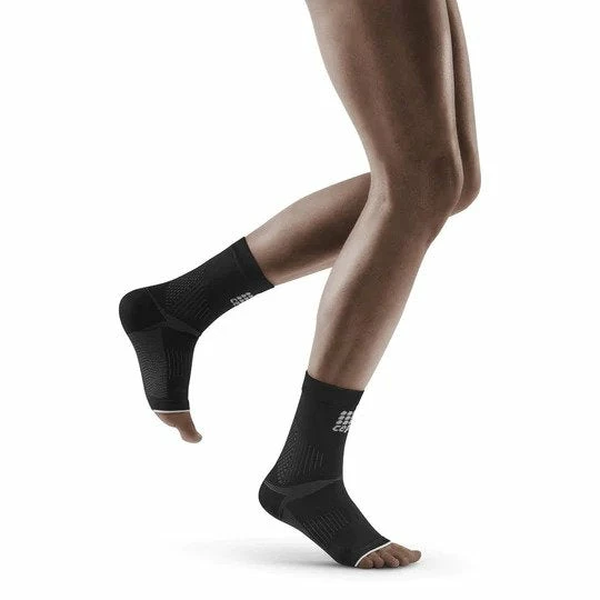 CEP Plantar Fasciitis Sleeve - Black/Gray (WO1DV3) 5 CEP Plantar Fasciitis Sleeve - Black/Gray (WO1DV3) - Image 3