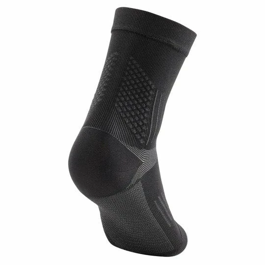 CEP Plantar Fasciitis Sleeve - Black/Gray (WO1DV3) 4 CEP Plantar Fasciitis Sleeve - Black/Gray (WO1DV3) - Image 2