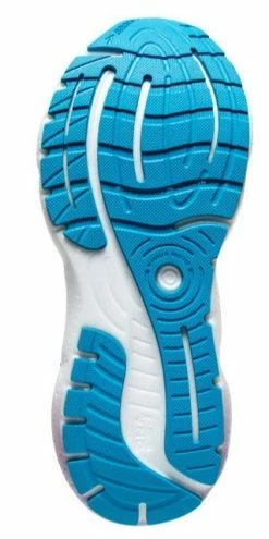 Brooks Women's Glycerin GTS 20 -Darn Tough Shop ezgif.com gif maker 4 22fe6c98 7e8b 4b62 9988 cae8cdf93a4e