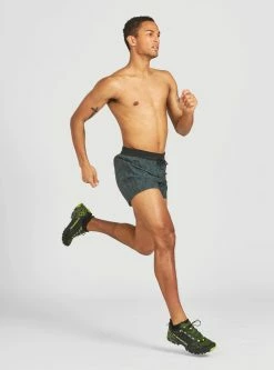 Janji Men's 5" AFO Middle Short 14 Janji Men's 5" AFO Middle Short -Darn Tough Shop ezgif.com gif maker 61 9954d26e 9b8a 4aa6 a1be a47599f3a44d