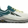 Altra Men's Olympus 5 -Darn Tough Shop ezgif.com gif maker 6 938e469b 0145 496f ba75 b807d783d410