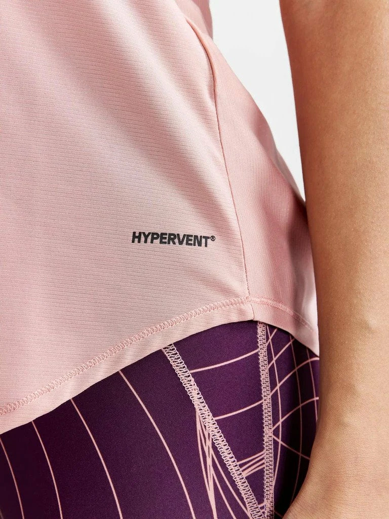 Craft Women's Core Charge Singlet (1911243) Craft Women's Core Charge Singlet (1911243) -Darn Tough Shop ezgif.com gif maker 86