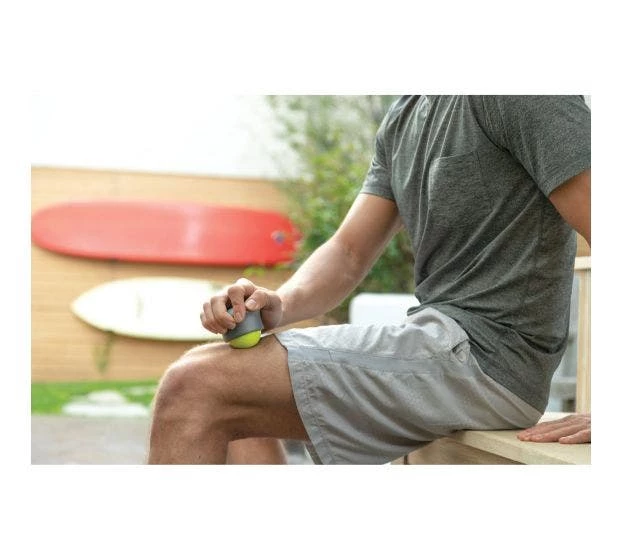 Trigger Point TriggerPoint Handheld Massage Ball - Green/Grey (04446) 4 Trigger Point TriggerPoint Handheld Massage Ball - Green/Grey (04446) - Image 2