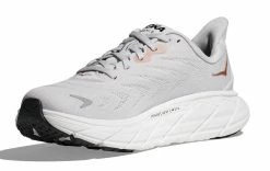 HOKA Women's Arahi 6 -Darn Tough Shop hoka womens arahi 6 rose gold 2