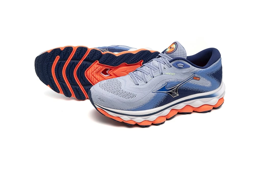 Mizuno Women's Wave Sky 7 4 Mizuno Women's Wave Sky 7 - Image 2