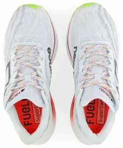 New Balance Women's FuelCell SuperComp Trainer V2 -Darn Tough Shop new balance womens supercomp trainer v2 2