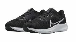 Nike Women's Pegasus 40 9 Nike Women's Pegasus 40 -Darn Tough Shop nike womens pegasus 40 black white 1