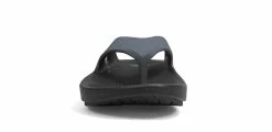 Oofos Unisex OOriginal Sport Sandal -Darn Tough Shop ooriginal sport graphite front b9db4f44 bbdb 45ad 8021 f2ad36a09020