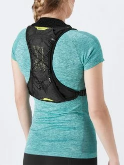 Amphipod Purerun Minimalist Vest 24 - Black (1110-1) -Darn Tough Shop rs 2 f843797f 812b 4483 aec6 d60e3f14f94c