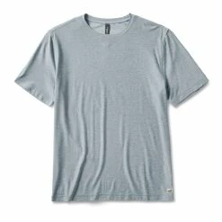 Vuori Men's Strato Tech Tee 8 Vuori Men's Strato Tech Tee -Darn Tough Shop vuori mens strato tech tee stormy