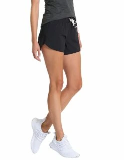 Vuori Women's Clementine Short 2.0 -Darn Tough Shop vuori womens clementine shorts 2 black 4 inch 6