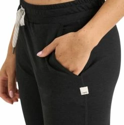 Vuori Women's Performance Joggers -Darn Tough Shop vuori womens performance joggers heather black 2