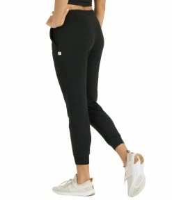 Vuori Women's Performance Joggers -Darn Tough Shop vuori womens performance joggers heather black 3