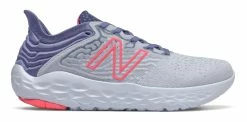 New Balance Women's Beacon V3