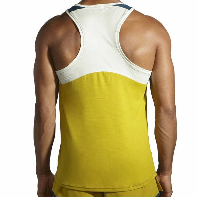 Brooks Men's Atmosphere Singlet 10 Brooks Men's Atmosphere Singlet - Image 8