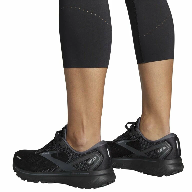 Brooks Women's Method 3/4 Tight Brooks Women's Method 3/4 Tight -Darn Tough Shop www brooksrunning com 221522 001 d6 method three quarter womens running capri 1